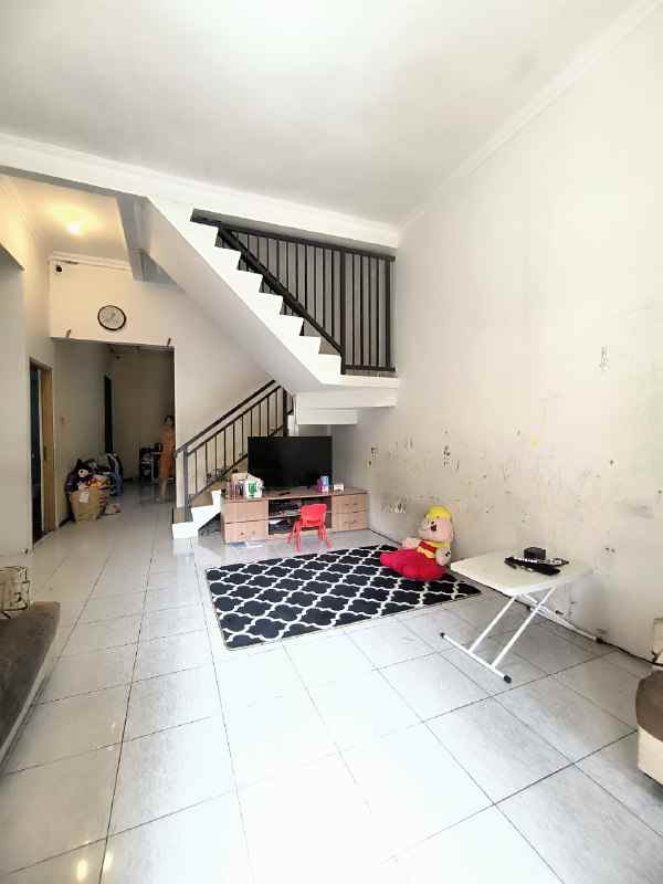dijual rumah pasadena puri surya jaya