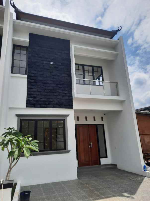 dijual rumah pekapuran