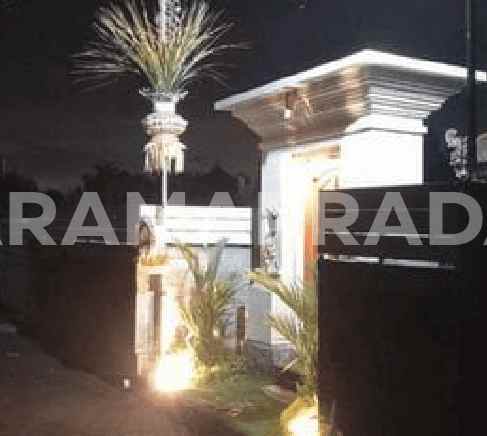 dijual rumah pemaron munggu