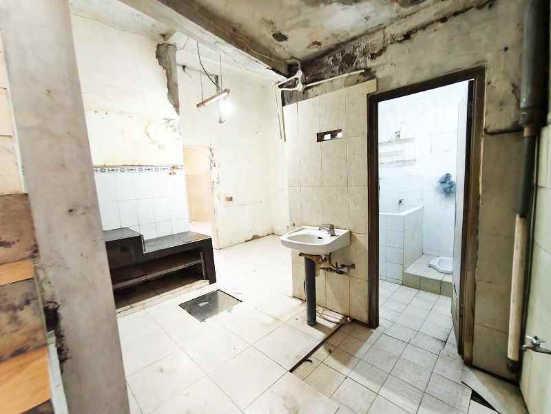 dijual rumah penjaringan sari