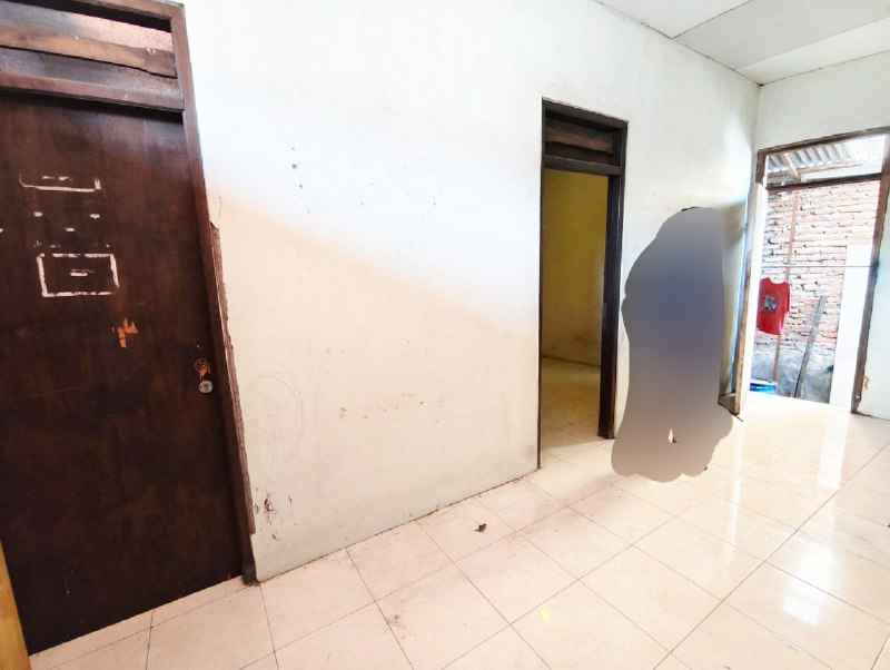 dijual rumah penjaringan sari
