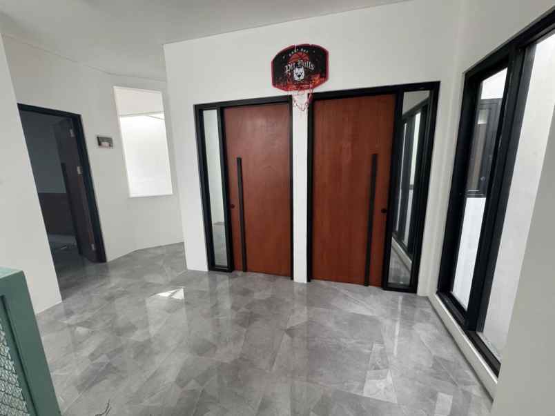 dijual rumah permata bintaro