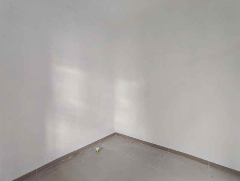 dijual rumah permata elok