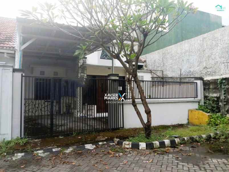 dijual rumah permata safira regency