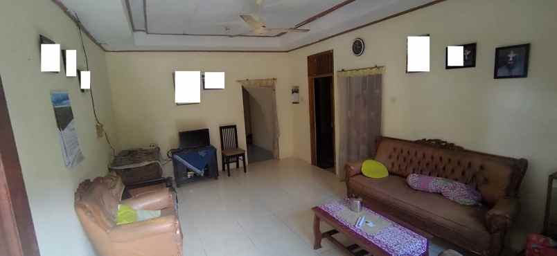 dijual rumah perum alinda kencana