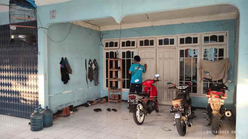 dijual rumah perum pongangan indah manyar gresik