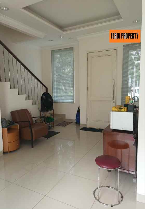 dijual rumah perumahan citra gran cibubur