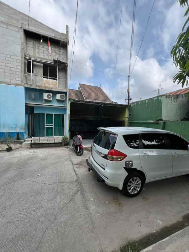 dijual rumah perumahan cluster kuta