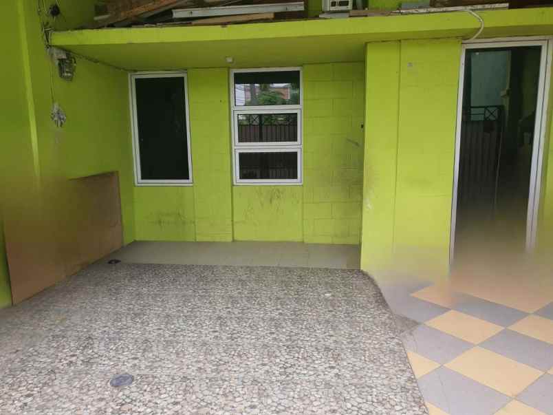 dijual rumah perumahan cluster kuta