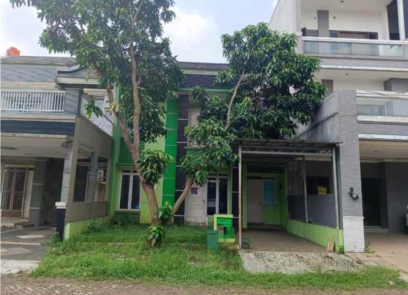 dijual rumah perumahan matland