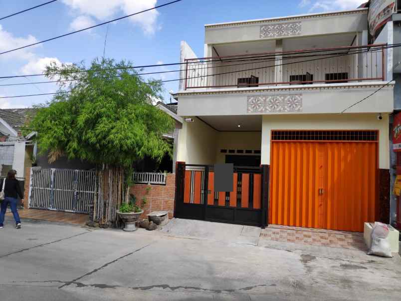 dijual rumah perumahan permata hijau