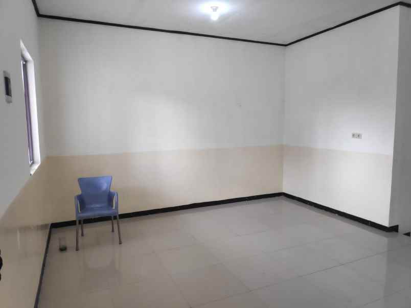 dijual rumah perumahan permata hijau