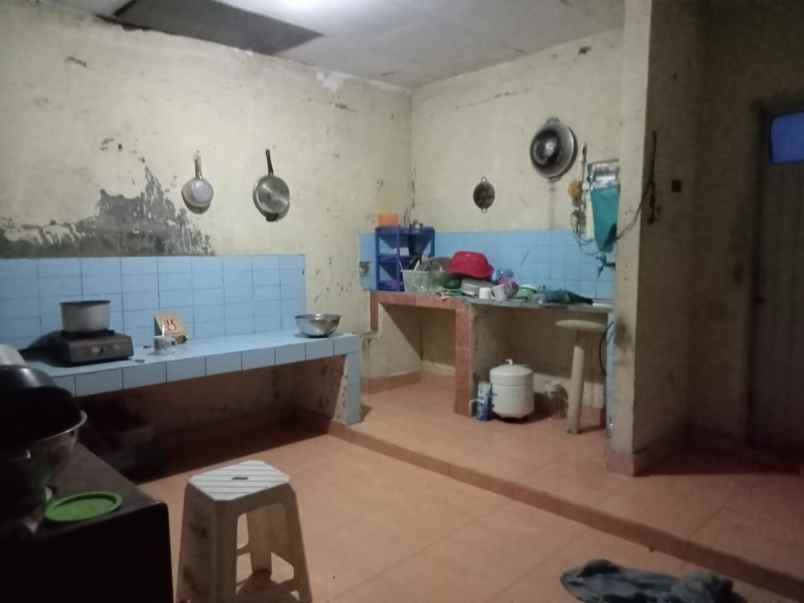 dijual rumah perumnas depok 1