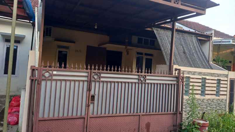 dijual rumah pesona citayam blok c6 no