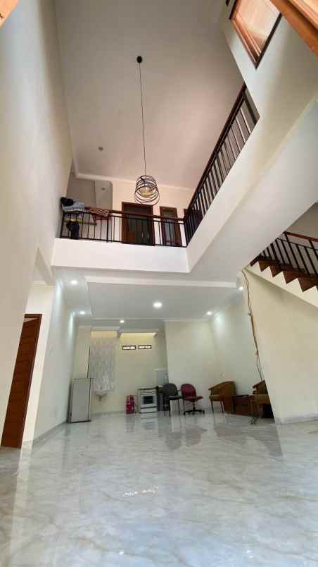 dijual rumah pinus regency bandung