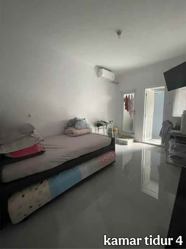 dijual rumah pisangan ciputat timur