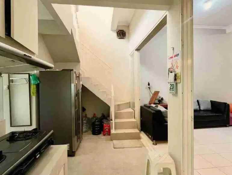 dijual rumah ploso timur