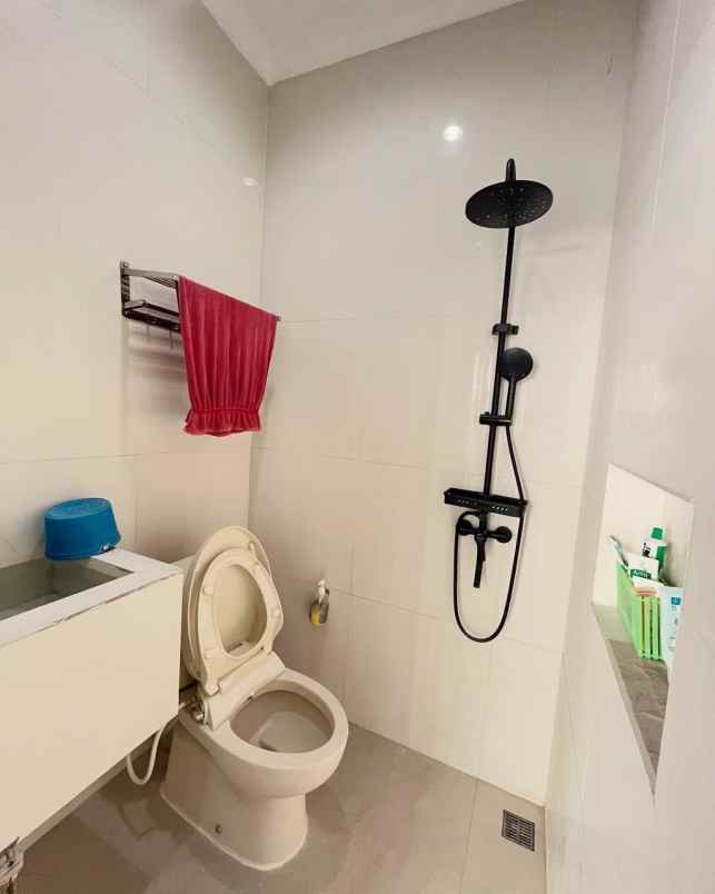 dijual rumah ploso timur