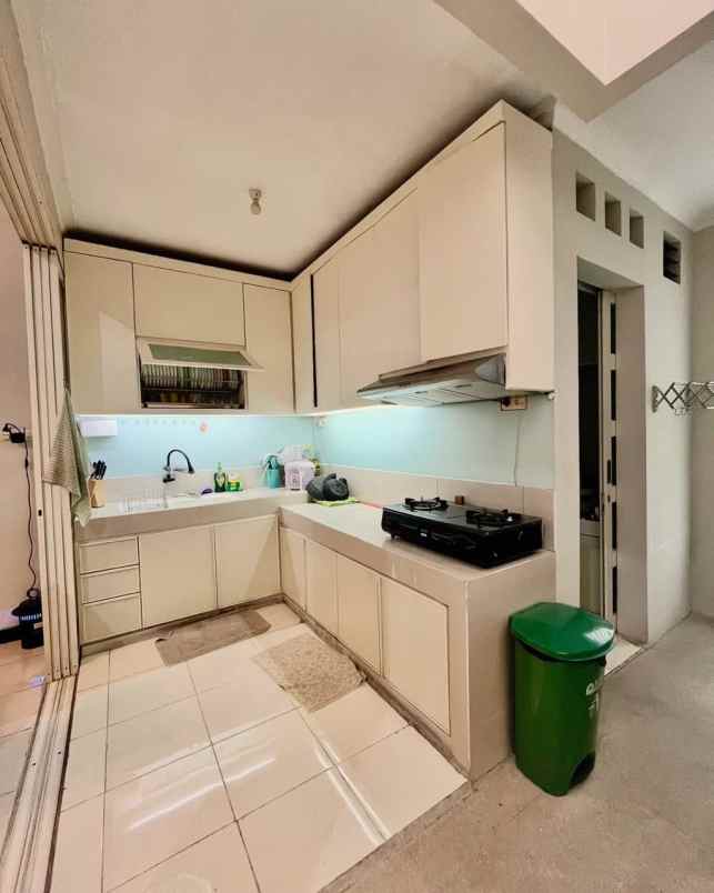 dijual rumah ploso timur