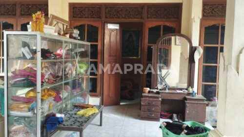 dijual rumah poh gading