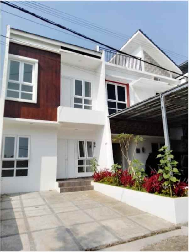 dijual rumah pondok aren