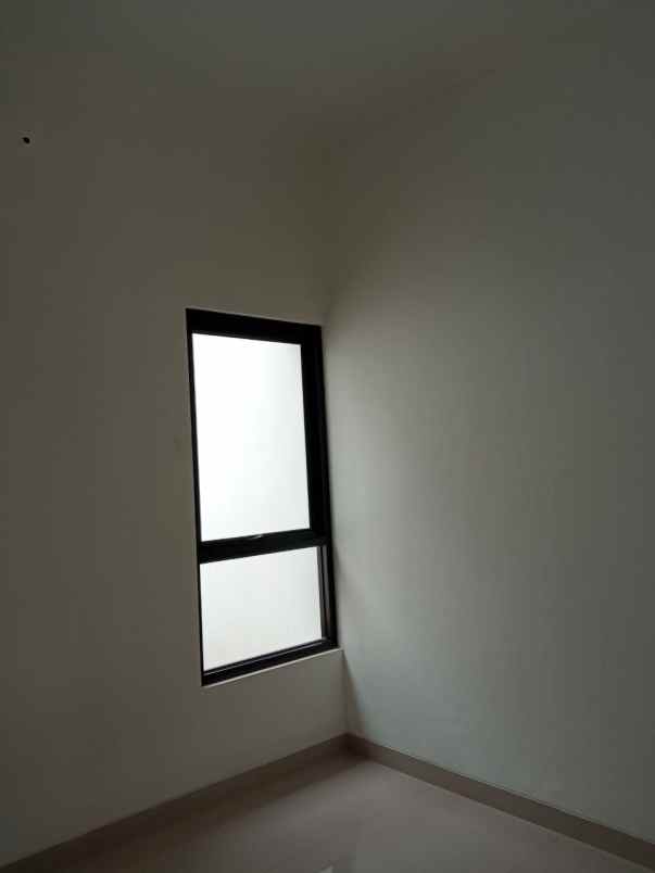 dijual rumah pondok benda