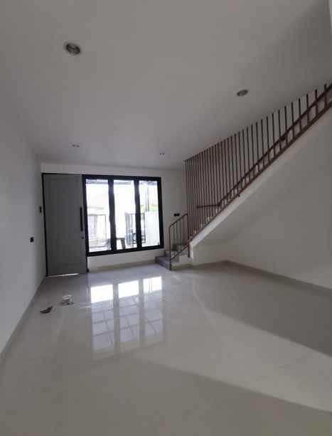 dijual rumah pondok tjandra jeruk