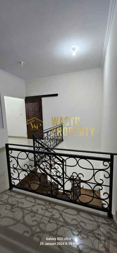 dijual rumah potorono