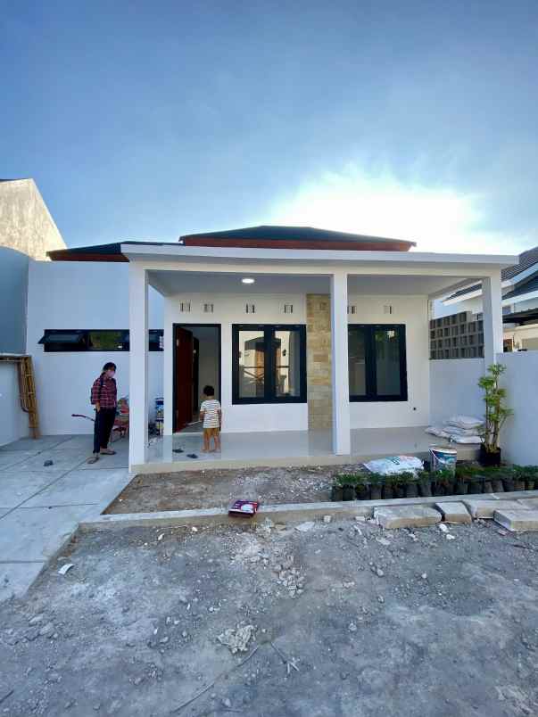 dijual rumah prambanan sleman yogyakarta