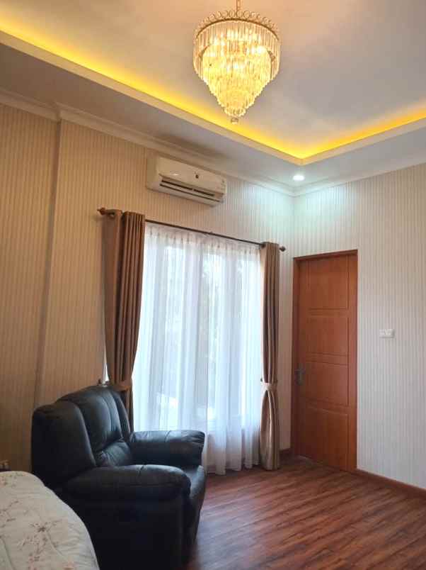 dijual rumah pulogebang kirana cakung