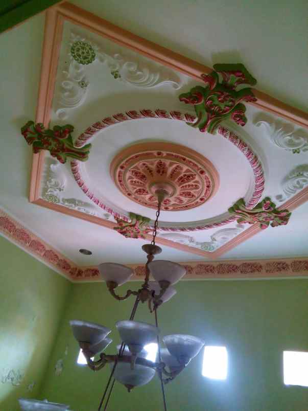 dijual rumah puri surya jaya