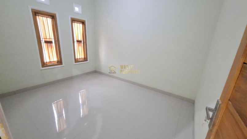 dijual rumah purwomartani kalasan