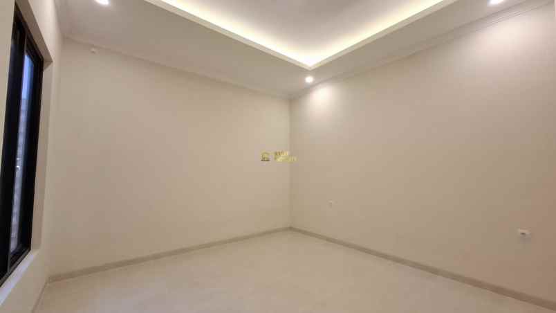 dijual rumah purwomartani kalasan