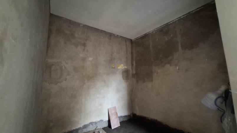 dijual rumah purwomartani kalasan