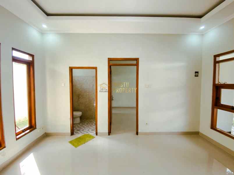 dijual rumah purwomartani kec kalasan