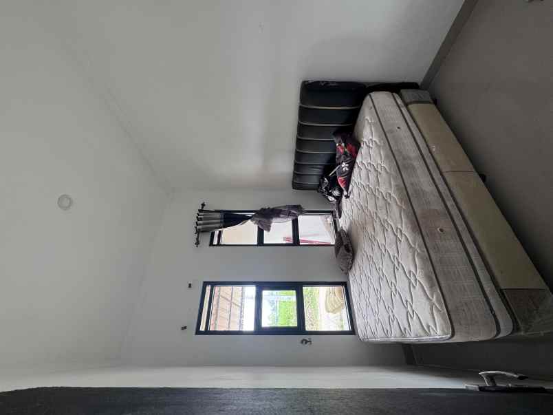 dijual rumah qianna residence 2