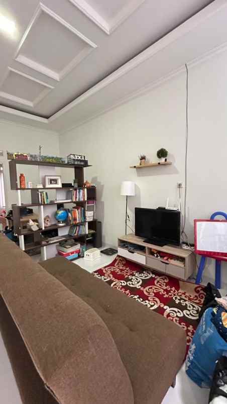 dijual rumah rangkapan jaya baru