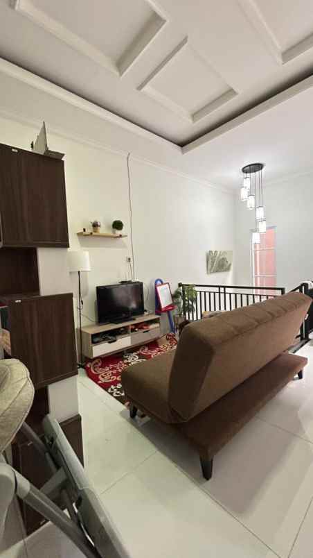 dijual rumah rangkapan jaya baru