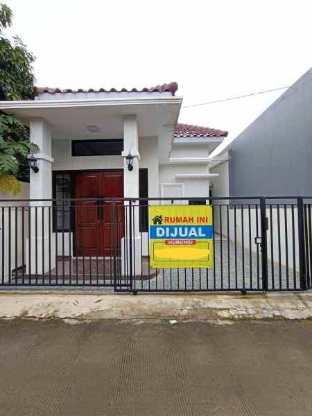 dijual rumah rangkapan jaya depok