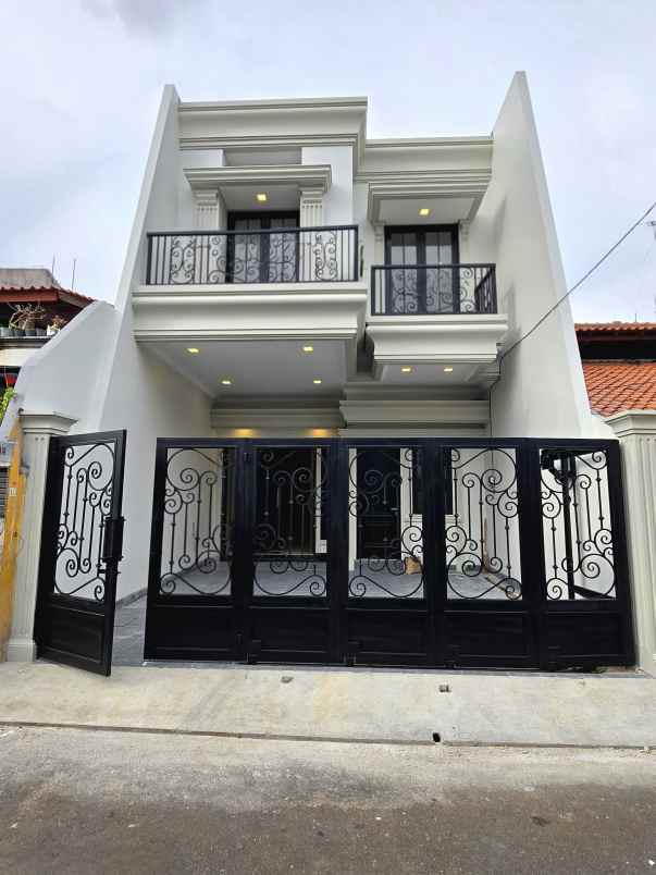 dijual rumah rawamangun jaktim