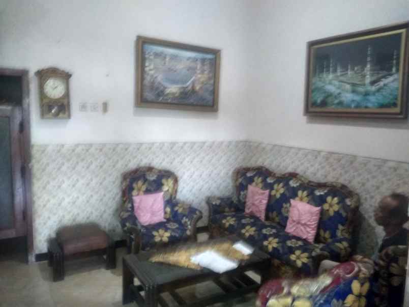 dijual rumah raya rejoso pasuruan jatim