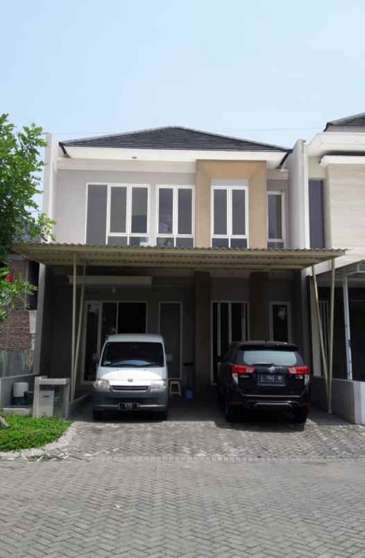 dijual rumah royal residence greenwich