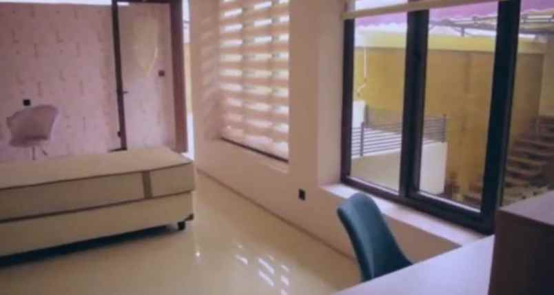 dijual rumah ruang usaha di caringin kota bandung