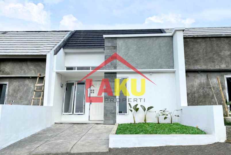 dijual rumah rumah 300jutaan di