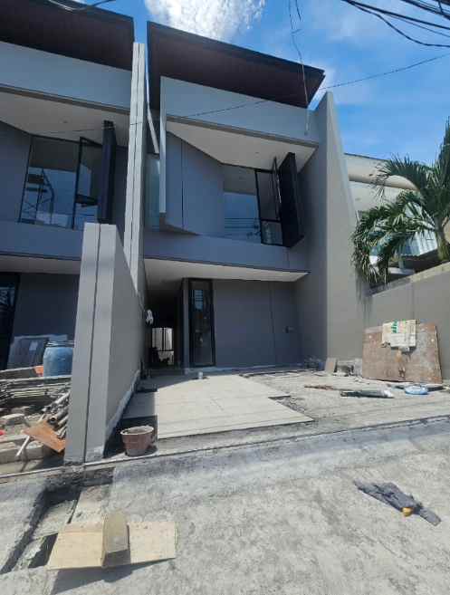 dijual rumah rungkut mapan