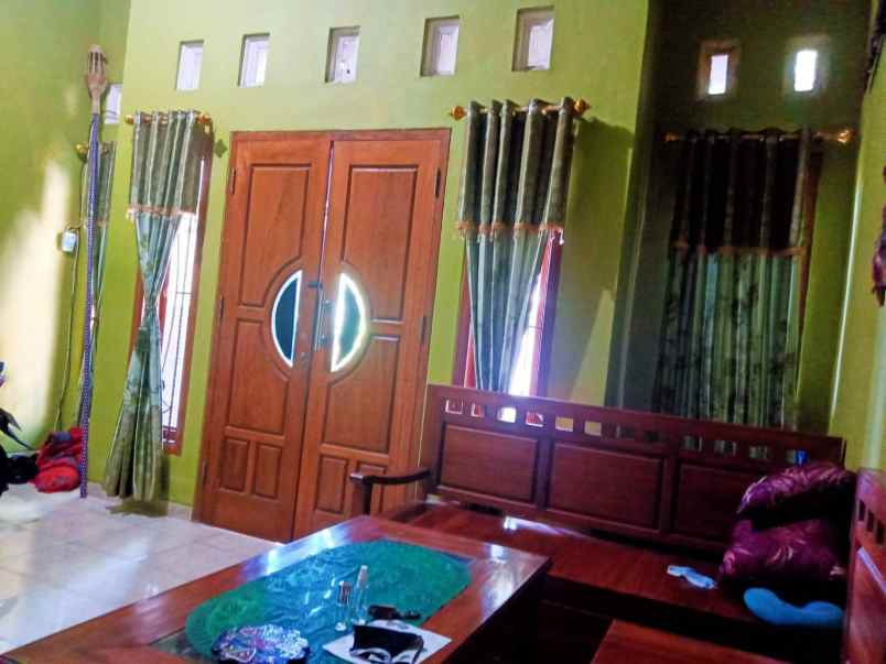 dijual rumah sampangan