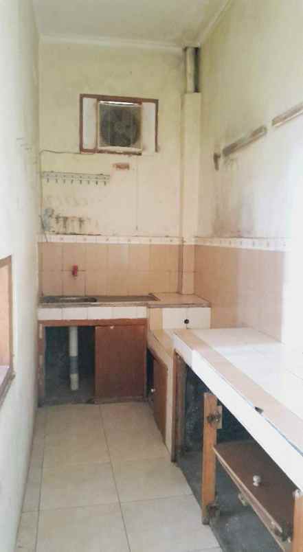 dijual rumah sariwangi