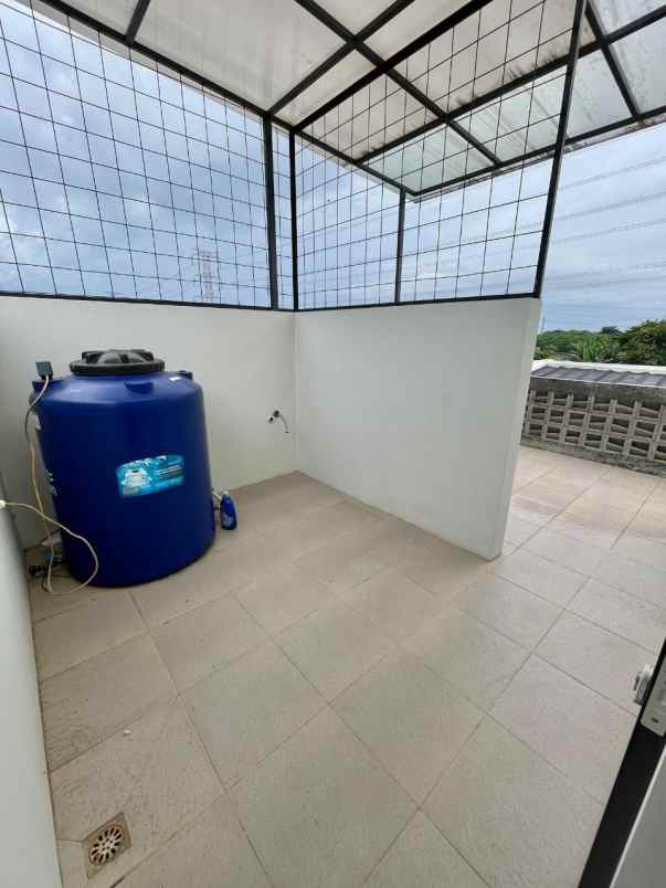 dijual rumah sawangan