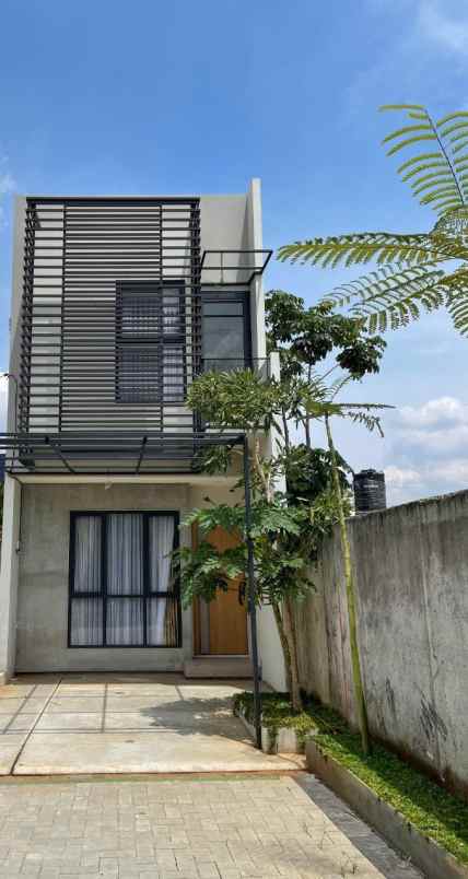 dijual rumah sawangan