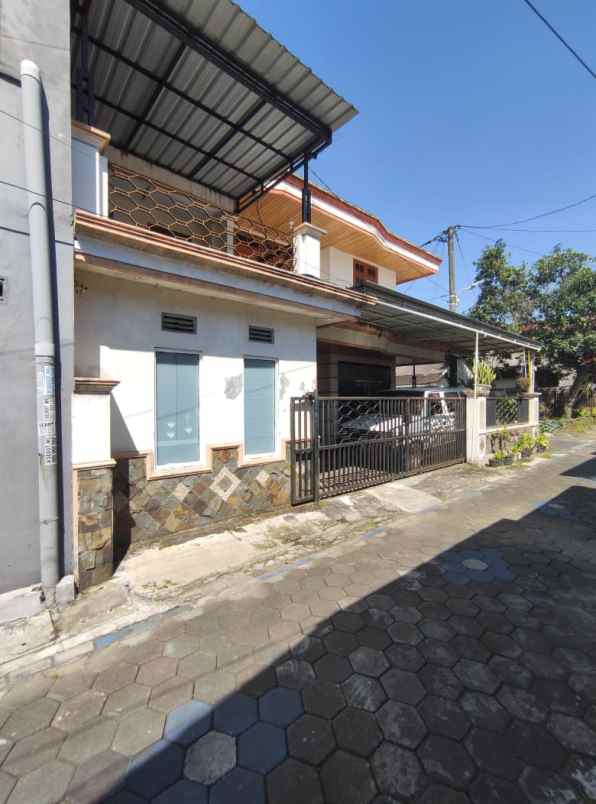 dijual rumah sawojajar 1